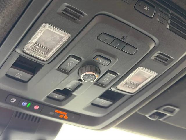 2023 GMC Yukon XL 4WD Denali Ultimate