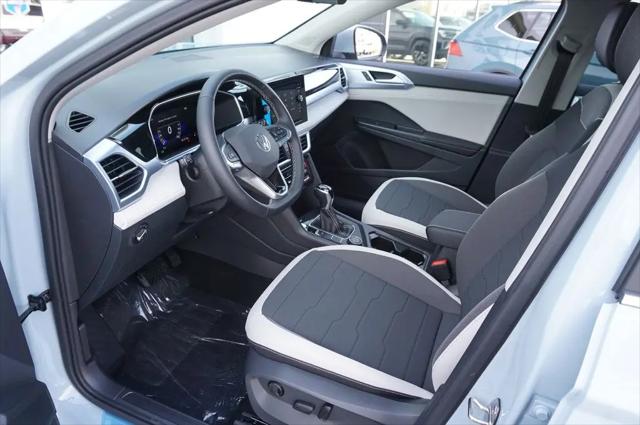 2026 Volkswagen Taos SE