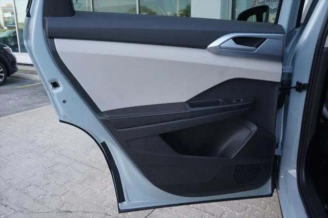 2026 Volkswagen Taos SE