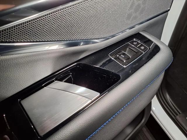 2026 Cadillac Escalade IQL Luxury AWD