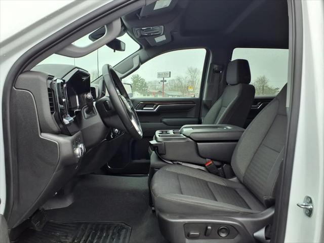 2023 GMC Sierra 1500 4WD Crew Cab Short Box Elevation with 3VL