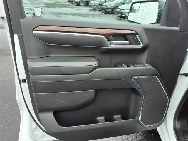 2023 GMC Sierra 1500 4WD Crew Cab Short Box Elevation with 3VL