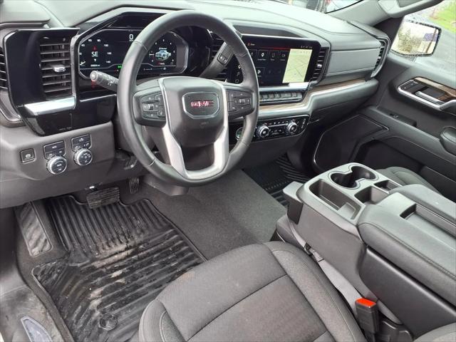 2023 GMC Sierra 1500 4WD Crew Cab Short Box Elevation with 3VL