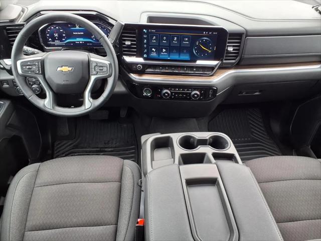 2024 Chevrolet Silverado 1500 4WD Crew Cab Short Bed LT with 2FL