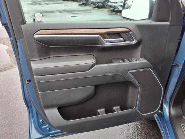 2024 Chevrolet Silverado 1500 4WD Crew Cab Short Bed LT with 2FL