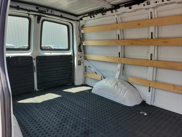 2024 GMC Savana Cargo RWD 2500 Regular Wheelbase Work Van