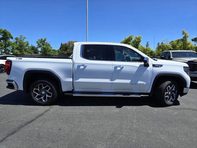 2026 GMC Sierra 1500 Crew Cab, Short Bed, SLT, 4WD