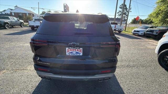2026 Chevrolet Traverse FWD LT