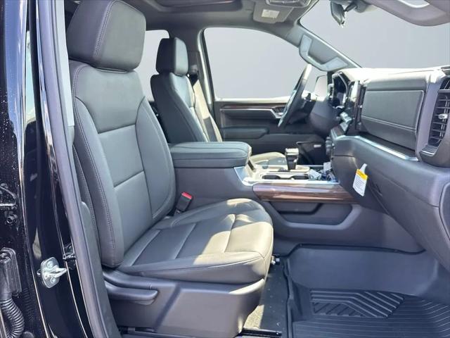 2026 Chevrolet Silverado 1500 4WD Crew Cab Short Bed LT Trail Boss