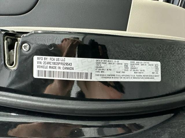 2023 Chrysler Pacifica Touring L