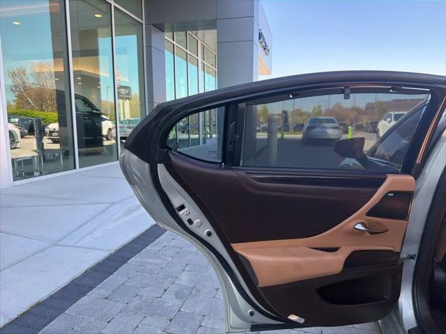 2019 Lexus ES 350 Ultra Luxury