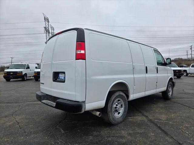 2026 Chevrolet Express Cargo Van 2500 Regular Wheelbase, WT, RWD