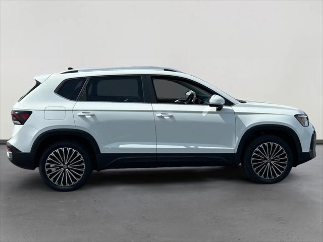 2026 Volkswagen Taos SE