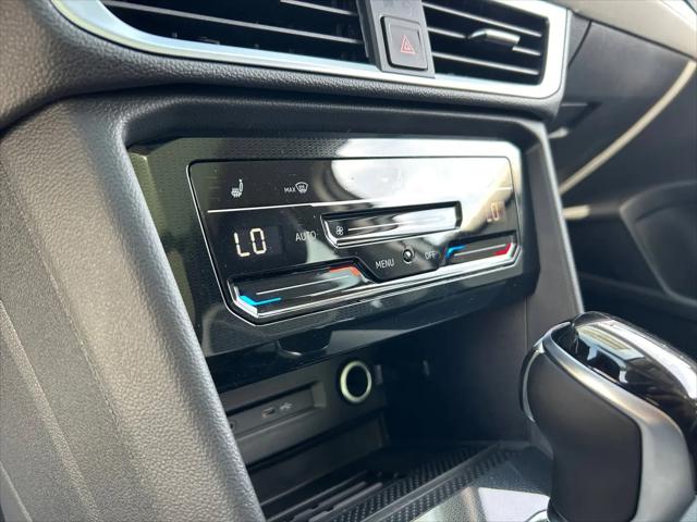 2026 Volkswagen Taos SE