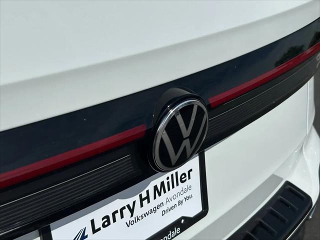 2026 Volkswagen Taos SE
