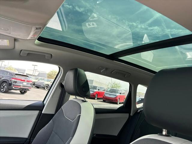 2026 Volkswagen Taos SE