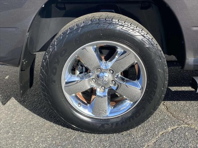 2019 Ram 1500 Classic Express Crew Cab 4x4 5'7" Box