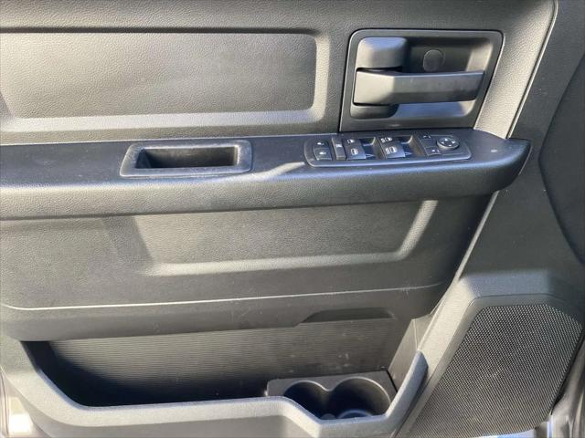 2019 Ram 1500 Classic Express Crew Cab 4x4 5'7" Box