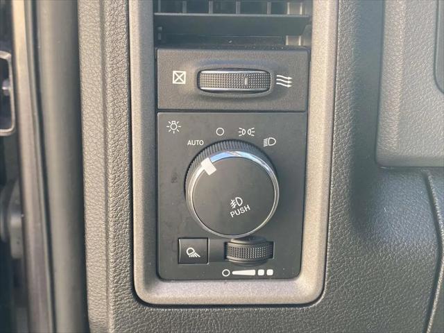 2019 Ram 1500 Classic Express Crew Cab 4x4 5'7" Box