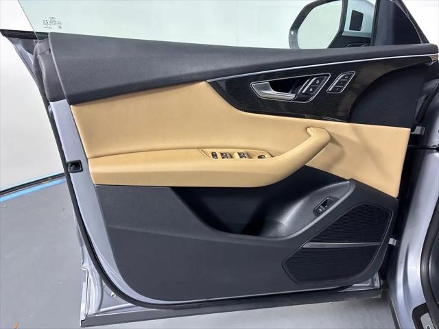 2021 Audi Q8 Premium Plus 55 TFSI quattro Tiptronic