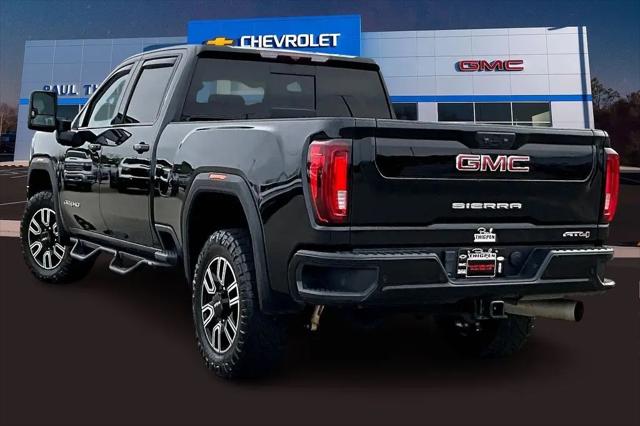 2023 GMC Sierra 2500HD 4WD Crew Cab Standard Bed AT4