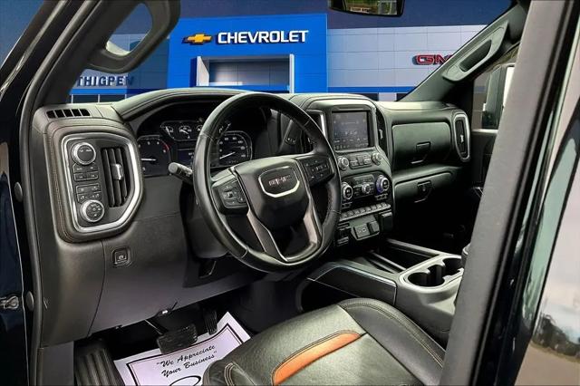 2023 GMC Sierra 2500HD 4WD Crew Cab Standard Bed AT4
