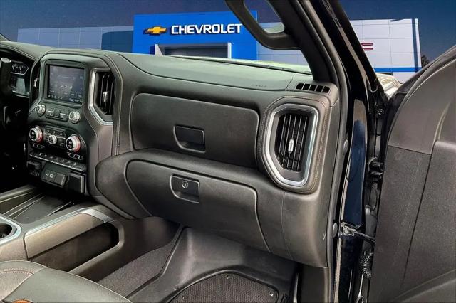 2023 GMC Sierra 2500HD 4WD Crew Cab Standard Bed AT4