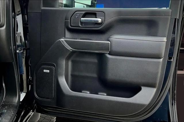 2023 GMC Sierra 2500HD 4WD Crew Cab Standard Bed AT4