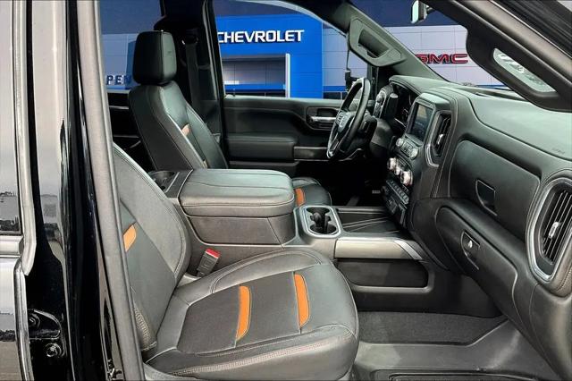 2023 GMC Sierra 2500HD 4WD Crew Cab Standard Bed AT4