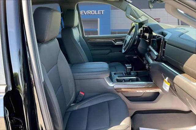 2026 Chevrolet Silverado 1500 4WD Crew Cab Short Bed RST