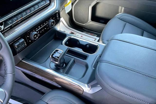 2026 Chevrolet Silverado 1500 4WD Crew Cab Short Bed RST