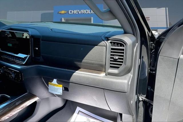 2026 Chevrolet Silverado 1500 4WD Crew Cab Short Bed RST