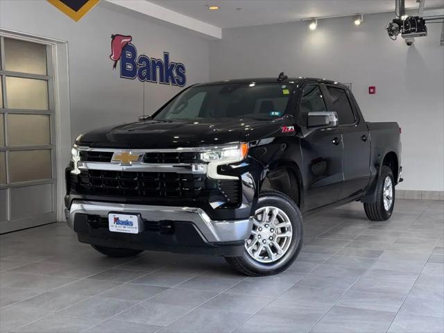 2023 Chevrolet Silverado 1500 4WD Crew Cab Standard Bed LT