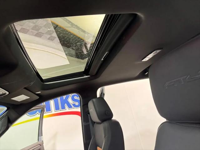 2026 GMC Sierra 2500HD Crew Cab, Standard Bed, AT4, 4WD