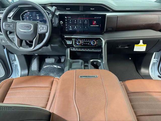 2026 GMC Sierra 2500HD Crew Cab, Standard Bed, Denali Ultimate, 4WD