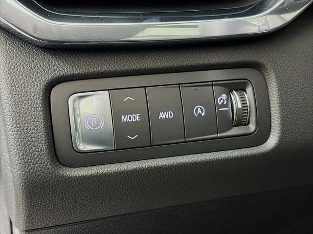 2026 GMC Acadia Denali AWD