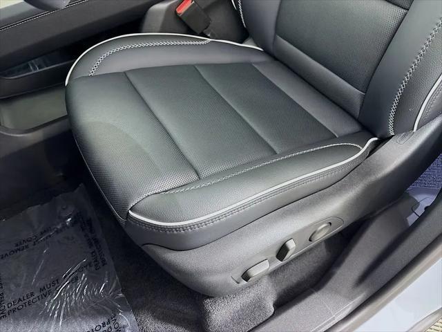 2026 GMC Acadia Denali AWD