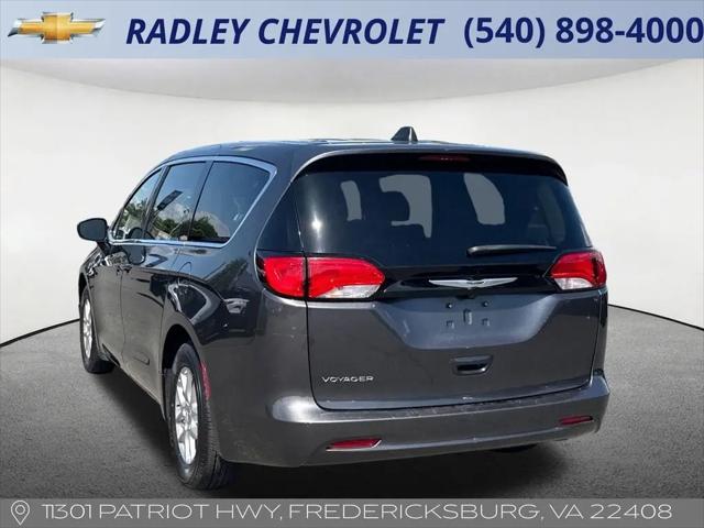 2023 Chrysler Voyager LX