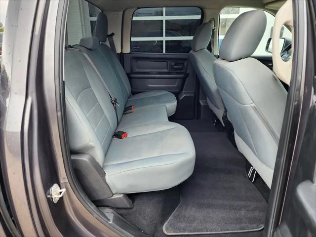 2019 Ram 1500 Classic Express Crew Cab 4x4 5'7" Box