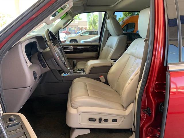 2017 Lincoln Navigator Select