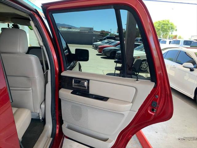 2017 Lincoln Navigator Select