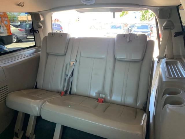 2017 Lincoln Navigator Select