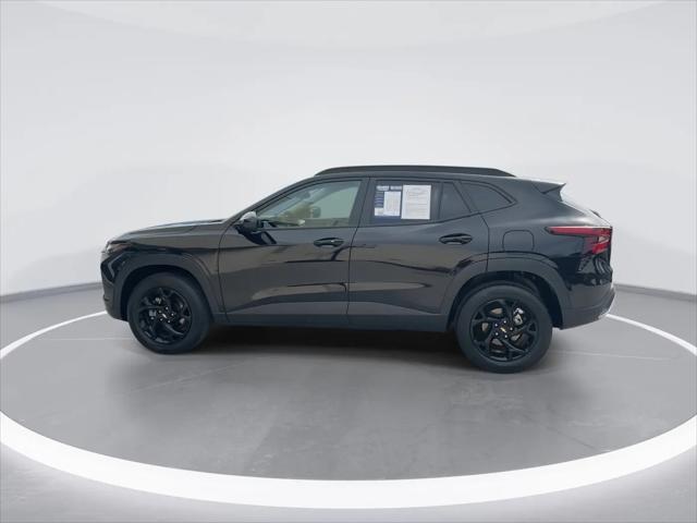 2025 Chevrolet Trax FWD LT