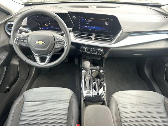 2025 Chevrolet Trax FWD LT