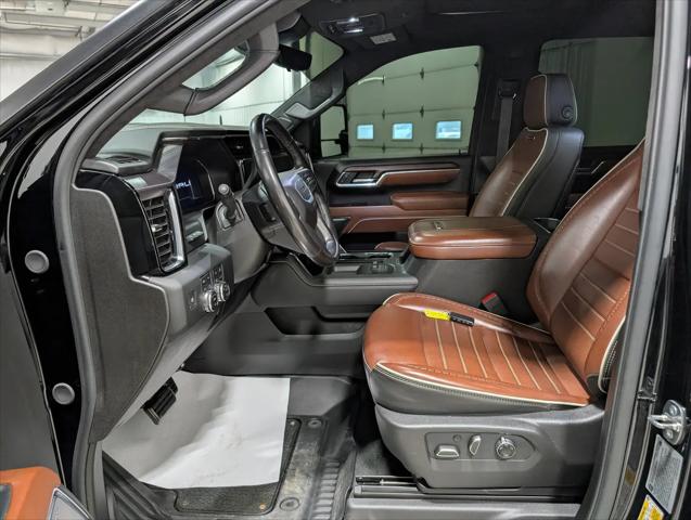 2024 GMC Sierra 2500HD 4WD Crew Cab Long Bed Denali Ultimate