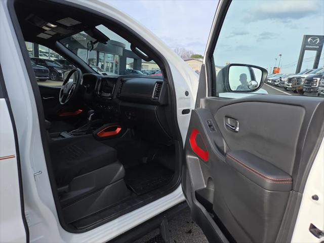 2024 Nissan Frontier Crew Cab PRO-4X 4x4