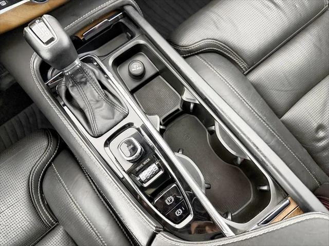 2017 Volvo XC90 T6 Inscription