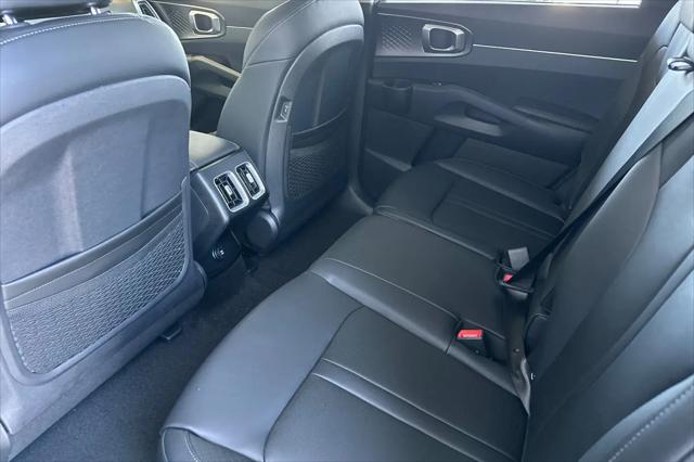 2026 Kia Sorento Hybrid EX AWD