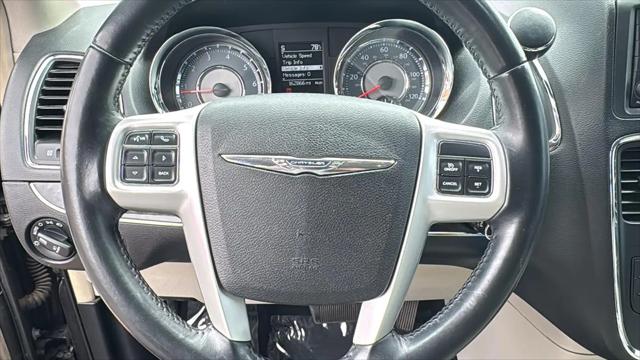 2015 Chrysler Town & Country Touring