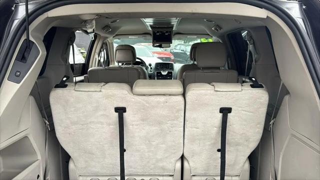 2015 Chrysler Town & Country Touring